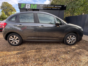 2012 Citroen C3 1.4 Vti 16v Vtr+ Euro 5 5dr in Grey — image 5