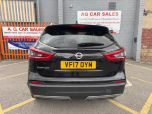 2017 Nissan Qashqai 1.6 Dci Tekna 4WD Euro 6 (s/s) 5dr in Black — image 6