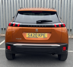 2020 Peugeot 2008 Allure 1.2 Puretech in Orange — image 6