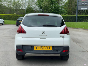 2015 Peugeot 3008 1.6 Hdi Active Etg Euro 5 (s/s) 5dr in White — image 6