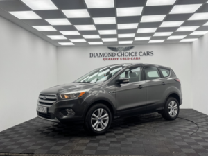 2017 Ford Kuga 1.5 T Ecoboost Zetec in Grey — image 3