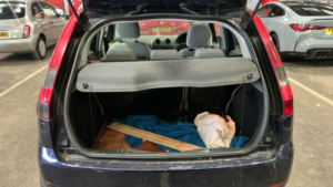 2002 Ford Fiesta 1.6 Ghia 5dr in Blue — image 5