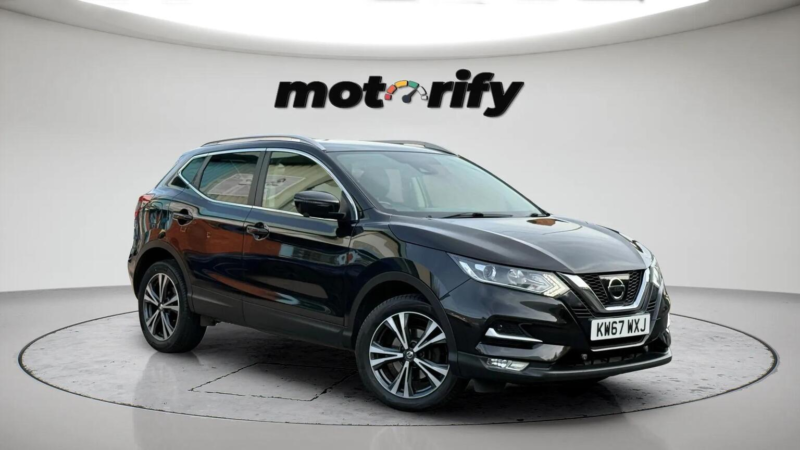 2017 Nissan Qashqai 1.5 Dci N-Connecta Euro 6 (s/s) 5dr in Black — image 1