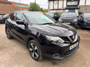 2016 Nissan Qashqai N-Connecta Dci in Black — image 6
