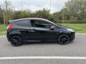 2016 Ford Fiesta 1.0 T Ecoboost Zetec S in Black — image 2