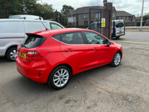 2018 Ford Fiesta 1.0t Ecoboost Titanium Hatchback 5dr Petrol Manual Euro 6 (s/s) (125 Ps) in Red — image 4
