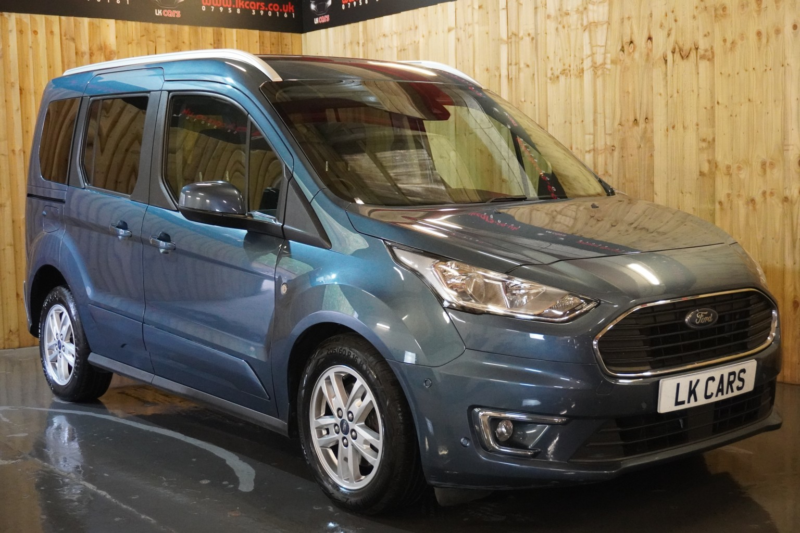 2019 Ford Tourneo Connect 1.5 Ecoblue Titanium in Blue — image 1