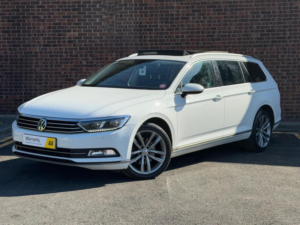 2019 Volkswagen Passat 2.0 Tdi Gt DSG Euro 6 (s/s) 5dr in White — image 5
