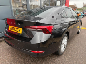 2021 Skoda Octavia 2.0 Tdi Se L DSG Euro 6 (s/s) 5dr in Black — image 4