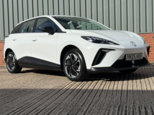 2025 MG Mg4 49kwh Se Auto 5dr in White — image 6