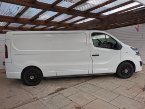 2017 Vauxhall Vivaro 1.6 Cdti 2900 Biturbo Sportive L2 Lwb in White — image 4