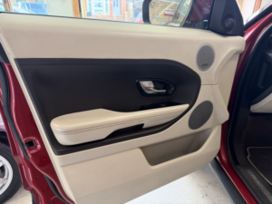 2012 Land Rover Range Rover Evoque 2.2 Sd4 Prestige in Red — image 6