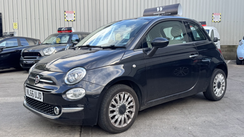 2016 Fiat 500 1.2 500 My16 1.2 69hp Lounge Black 3dr Low Tax+panroof+dab in Black — image 1