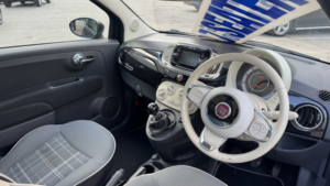 2016 Fiat 500 1.2 500 My16 1.2 69hp Lounge Black 3dr Low Tax+panroof+dab in Black — image 5