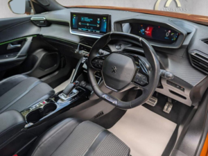 2021 Peugeot E-2008 50kwh Gt Auto 5dr in Orange — image 3