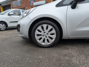 2014 Kia Rio 1.3 2 in Silver — image 6
