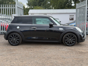 2014 MINI Hatch 2.0 Cooper Sd Euro 6 (s/s) 3dr in Black — image 4