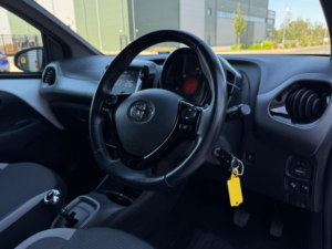 2022 Toyota Aygo 1.0 Vvt-I X-Trend X-Shift Euro 6 5dr (safety Sense) in White — image 2