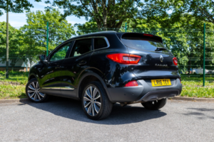 2016 Renault Kadjar 1.6 Signature Nav Dci 130 4WD in Black — image 5