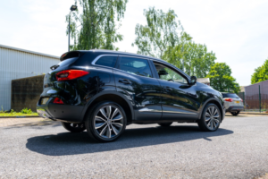 2016 Renault Kadjar 1.6 Signature Nav Dci 130 4WD in Black — image 6