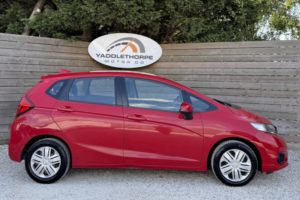 2019 Honda Jazz 1.3 I-Vtec S in Red — image 3