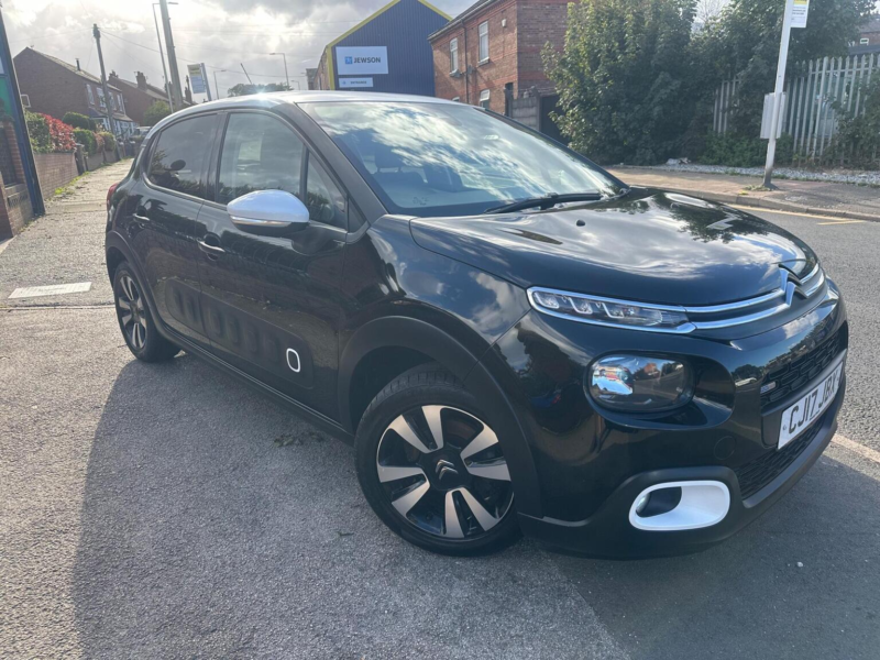 2017 Citroen C3 1.2 Puretech Flair Euro 6 5dr in Black — image 1