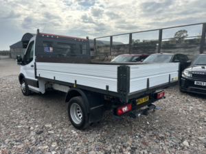 2025 Ford Transit 2.0 Transit Leader Single Chassis Cab 350 L2 2.0l Ecoblue 130ps Rwd 6 Speed Manual in White — image 4