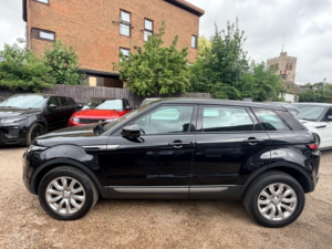 2018 Land Rover Range Rover Evoque Ed4 Se in Black — image 2