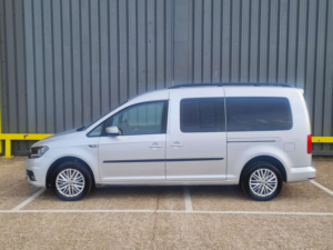 2019 Volkswagen Caddy Maxi 2.0 Tdi C20 Maxi Combi Van 5dr Diesel Manual Fwd (window) (128 G/km, 101 Bhp) in Silver — image 6
