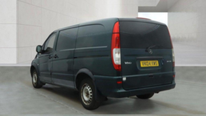 2004 Mercedes-Benz Vito 2.1 111cdi Long Panel Van Lwb 5dr in Green — image 3