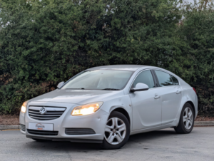 2010 Vauxhall Insignia Saloon (2008 - 2014) in Silver — image 3