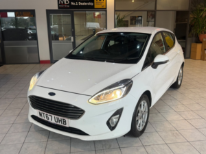 2017 Ford Fiesta 1.0 T Ecoboost Zetec in White — image 5