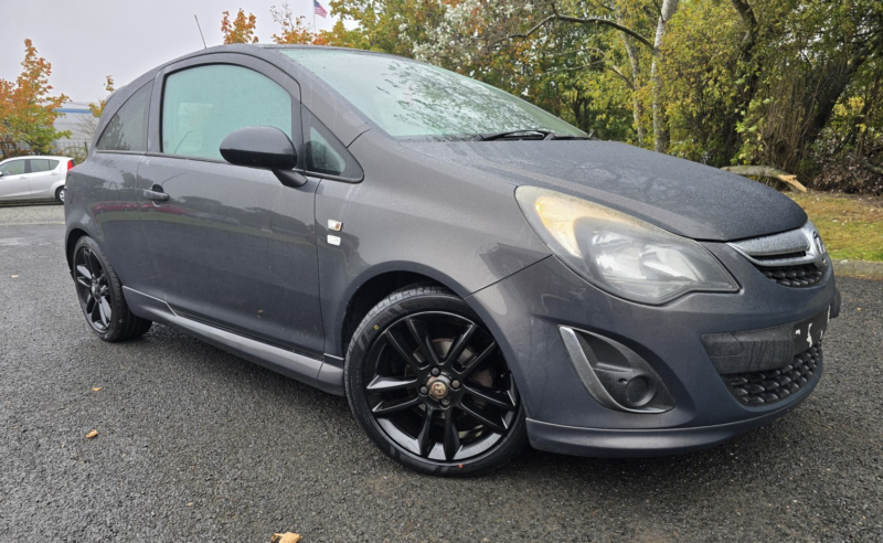 2014 Vauxhall Corsa 1.2 16v Limited Edition in Grey — image 1