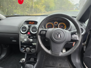 2014 Vauxhall Corsa 1.2 16v Limited Edition in Grey — image 3