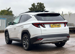 2024 Hyundai Tucson 1.6 T-Gdi Mhev Ultimate SUV 5dr Petrol Hybrid Dct Euro 6 (s/s) (160 Ps) in White — image 4