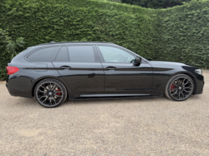 2018 BMW 5 Series 2.0 520i M Sport Touring in Black — image 2