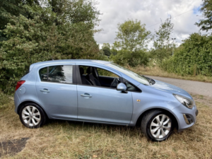 2014 Vauxhall Corsa 1.2 16v*excite*only55k-Newchainkit-Alloys-H/seats&wheel-Newmot**immaculate** in Blue — image 4