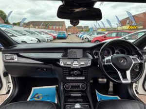 2012 Mercedes-Benz Cls 2.1 Cls250 Cdi Blueefficiency Sport Coupe G-Tronic+ Euro 5 (s/s) 4dr in White — image 2