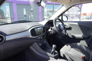 2024 MG Mg3 1.5 Vti-Tech Exclusive Nav Euro 6 (s/s) 5dr in Silver — image 3