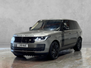 2019 Land Rover Range Rover 3.0 Sd V6 Vogue Auto 4WD Euro 6 (s/s) 5dr in Silver — image 4