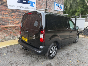 2015 Citroen Berlingo 1.6 Berlingo 625 Enterprise Hdi in Black — image 3