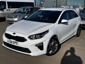 2018 Kia Ceed 1.6 Crdi 3 in White — image 3