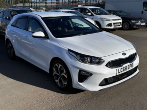 2018 Kia Ceed 1.6 Crdi 3 in White — image 6