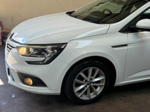 2017 Renault Megane 1.2 Tce Dynamique Nav Euro 6 (s/s) 5dr in White — image 3