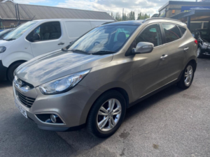 2011 Hyundai Ix35 1.7 Crdi Premium Euro 5 (s/s) 5dr in Silver — image 4