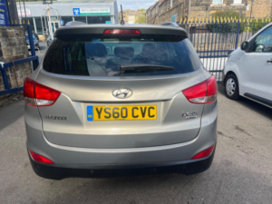2011 Hyundai Ix35 1.7 Crdi Premium Euro 5 (s/s) 5dr in Silver — image 6