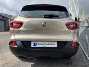2016 Renault Kadjar 1.5 Dynamique Nav Dci 110 in Beige — image 4