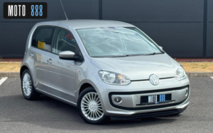 2012 Volkswagen Up! 1.0 Bluemotion Tech High Up! Euro 5 (s/s) 5dr in Silver — image 2