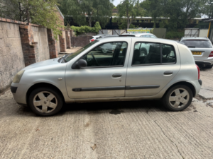 2005 Renault Clio 1.2 16v Expression in Silver — image 3