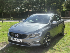 2017 Volvo S60 2.0 R-Design Lux Nav D4 in Grey — image 2
